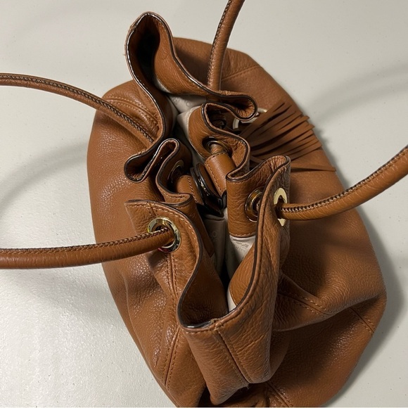 MICHAEL KORS Soft Pebbled Leather Ring Handle Bag - Picture 4 of 15